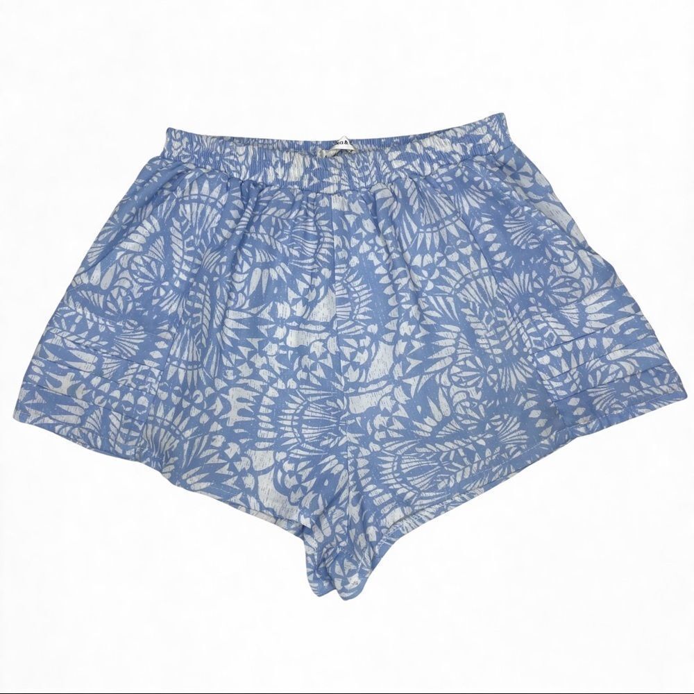 Mika & Gala Periwinkle Blue & White Flowy Tiered Sides Pull On Shorts Size 8
